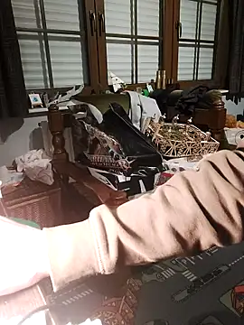 langelul12 online show from February 7, 8:10 pm