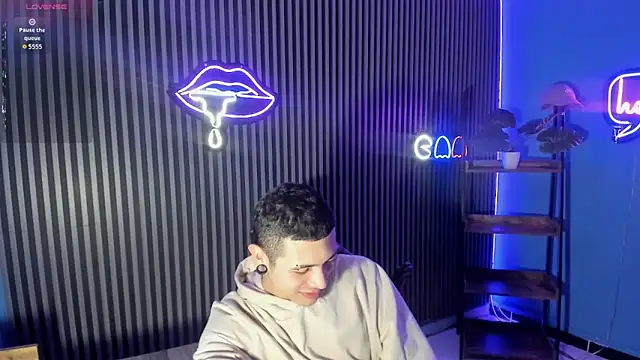 Jefer rick  online show from February 7, 12:42 pm