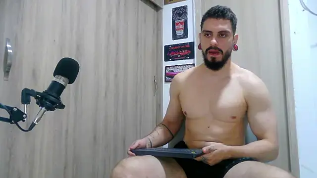 Aaron kwok28 online show from November 11, 1:16 am