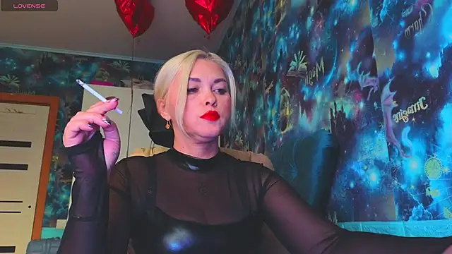 Snow Goddess online show from October 1, 11:27 am