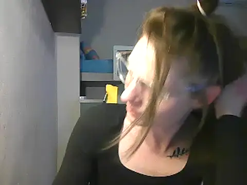 Feli blue online show from January 8, 8:49 am