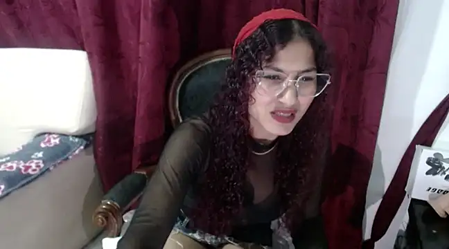 Cattleya1618 online show from December 19, 3:40 am