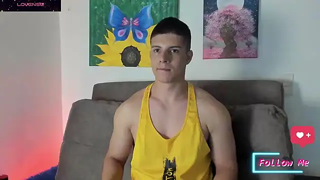 Snapshot of cory_okell chatting on April 7, 12:44 am cory okell online show from April 7, 12:44 am