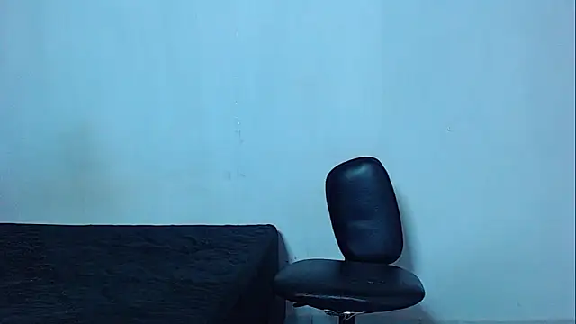 mikecoper 23 online show from April 7, 1:06 am