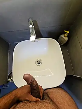 rahulGJ03 online show from March 3, 8:00 pm