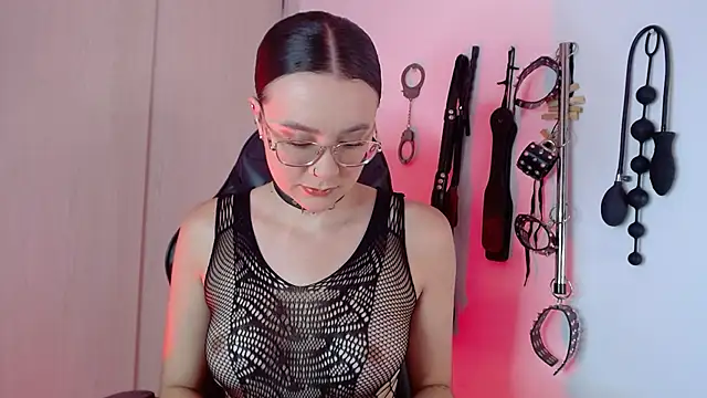 Alisson Beckett online show from September 11, 7:03 pm