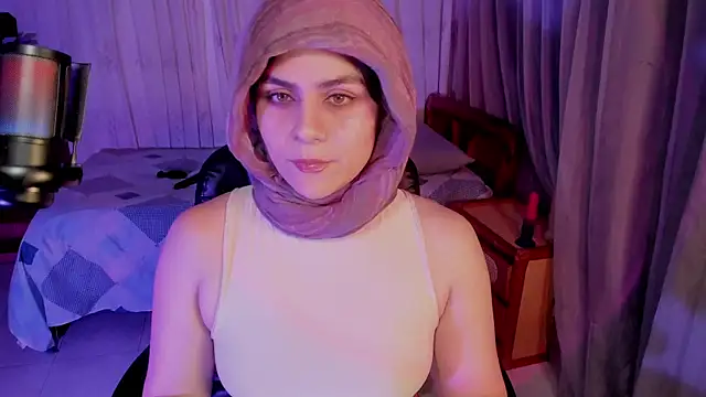 isabelacooperr online show from May 22, 4:08 am