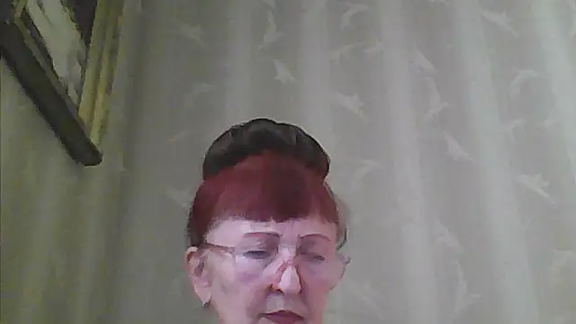 Snapshot of TanyaSweet634 chatting on June 26, 4:50 am TanyaSweet634 online show from June 26, 4:50 am