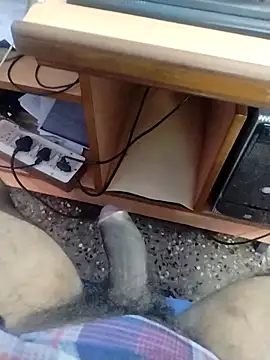 Snapshot of Tamilandteluguboy14 chatting on February 16, 9:38 am Tamilandteluguboy14 online show from February 16, 9:38 am