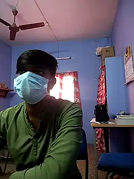 Snapshot of Tamilandteluguboy14 chatting on March 17, 9:45 am Tamilandteluguboy14 online show from March 17, 9:45 am