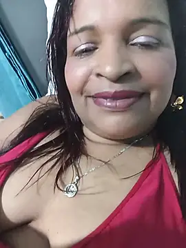 Snapshot of _violetta_- chatting on July 8, 12:59 am violetta - online show from July 8, 12:59 am