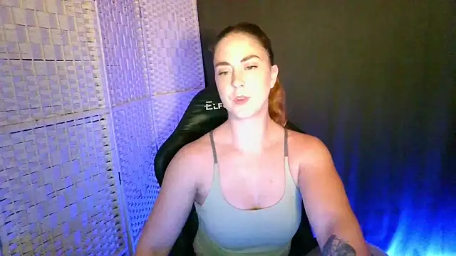 Snapshot of KayleyxEmily chatting on January 15, 9:07 pm KayleyxEmily online show from January 15, 9:07 pm