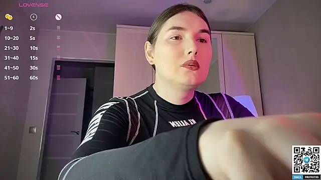 Maria Bowie online show from April 13, 7:47 am