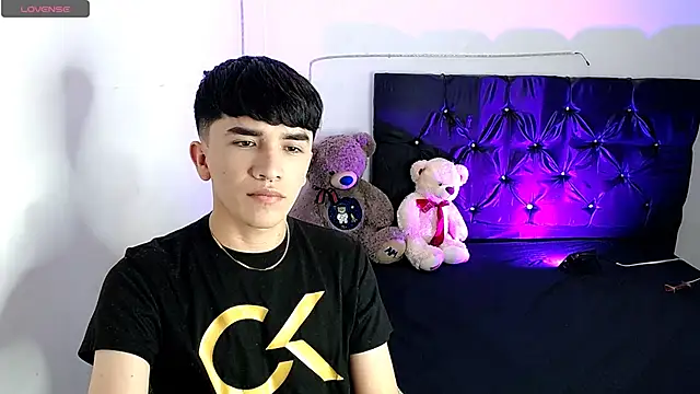 benji hoter online show from October 1, 10:27 pm