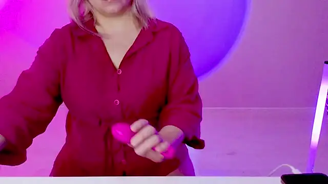 sarakatherin online show from January 27, 3:26 am