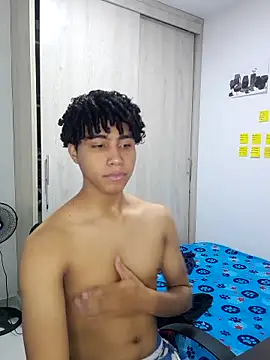 sexy diamante  online show from February 1, 4:33 am