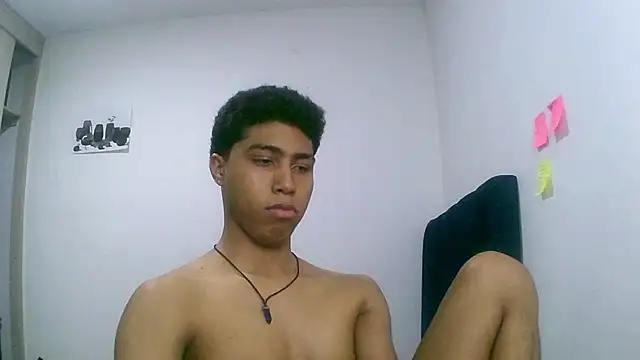 sexy diamante  online show from March 3, 1:56 am