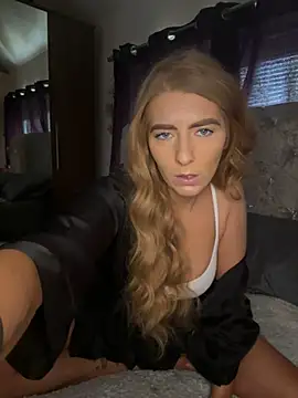 Summer Paige online show from March 15, 7:53 am