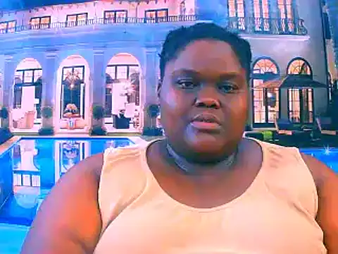 Snapshot of EbonyHotBuns chatting on July 7, 6:47 am EbonyHotBuns online show from July 7, 6:47 am