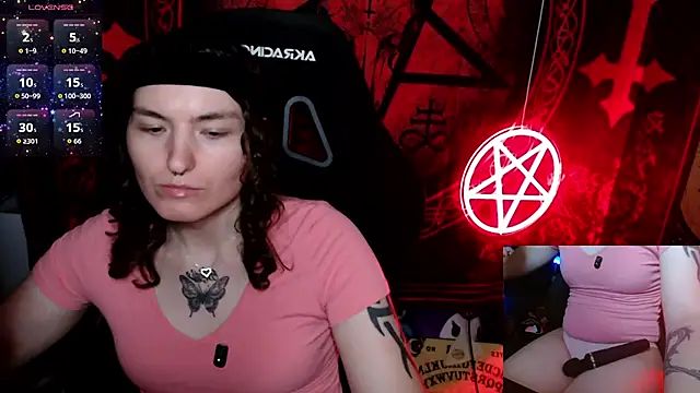 BrandiWRLD 999 online show from October 17, 7:16 pm