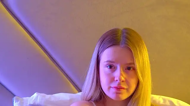 MilanaBalmain online show from June 11, 12:54 am
