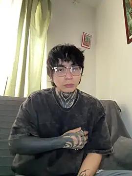 mikeysloan online show from March 12, 9:59 am