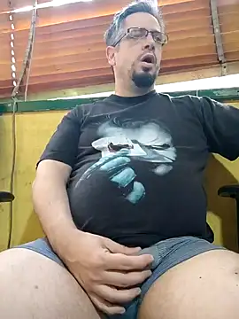 Snapshot of MrBig_2024 chatting on January 19, 10:28 am MrBig 2024 online show from January 19, 10:28 am