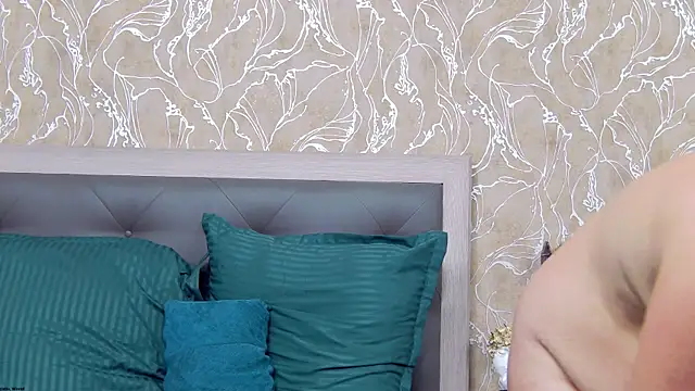 Snapshot of CassidyVelvet chatting on July 5, 2:51 am CassidyVelvet online show from July 5, 2:51 am