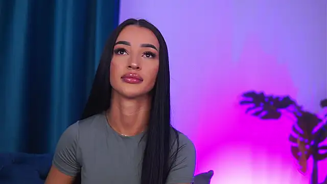 DeniseDevilles online show from May 5, 7:22 pm