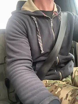 Snapshot of AlexGWoW chatting on December 19, 10:33 am AlexGWoW online show from December 19, 10:33 am