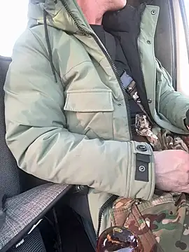 Snapshot of AlexGWoW chatting on January 13, 10:53 am AlexGWoW online show from January 13, 10:53 am