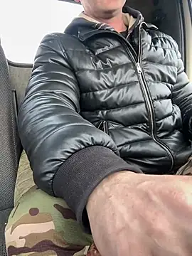 Snapshot of AlexGWoW chatting on March 19, 6:17 am AlexGWoW online show from March 19, 6:17 am