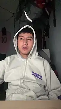 Stiven 017 online show from March 24, 2:49 am