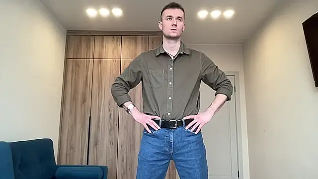 cute mark online show from March 31, 6:14 am