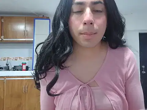 Snapshot of Yasmin_Paez99 chatting on May 29, 12:19 am Yasmin Paez99 online show from May 29, 12:19 am