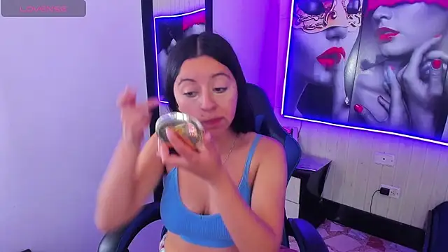 zoe connor19 online show from February 2, 9:24 pm