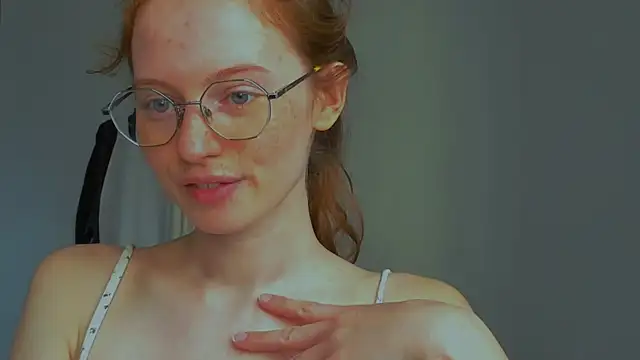Fire Luna online show from July 20, 1:24 pm