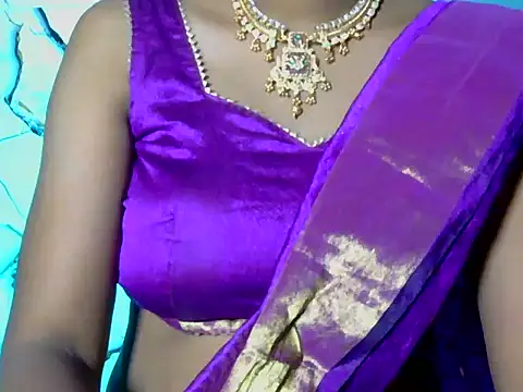 Snapshot of your_kritika chatting on April 14, 6:19 am your kritika online show from April 14, 6:19 am