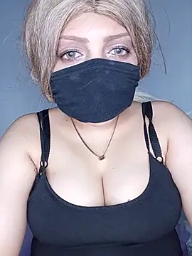 Loolly online show from June 23, 9:02 pm