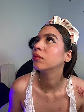 IamSteph13 online show from March 29, 4:23 am