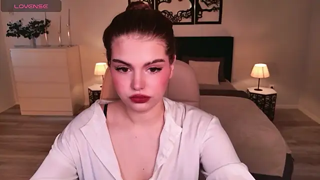 AdeliaKiss online show from March 31, 4:46 am