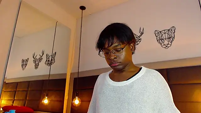 candy lovee69 online show from March 9, 12:31 am