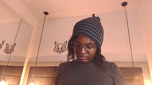 candy lovee69 online show from October 10, 10:42 pm