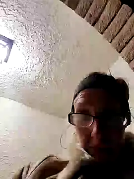 SweetVegasTits online show from January 21, 11:35 am