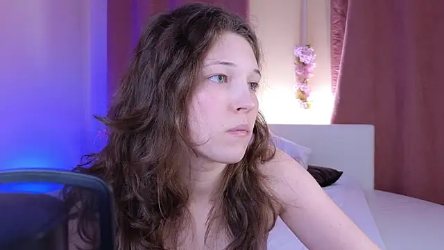 cherry lea online show from March 11, 6:47 pm