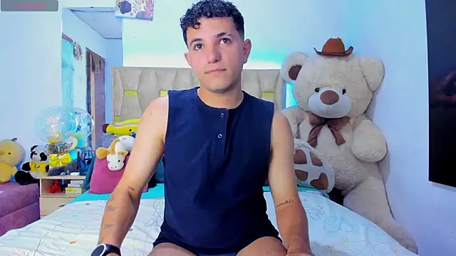 patrick sanzz online show from April 23, 2:46 am