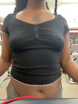 Snapshot of ebonycatlisaaaalime chatting on January 12, 7:32 am ebonycatlisaaaalime online show from January 12, 7:32 am