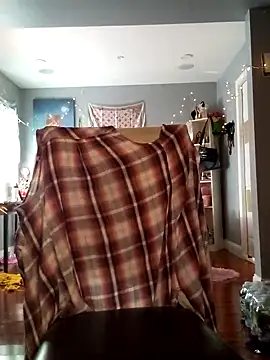 Snapshot of ebonycatlisaaaalime chatting on February 23, 6:34 pm ebonycatlisaaaalime online show from February 23, 6:34 pm