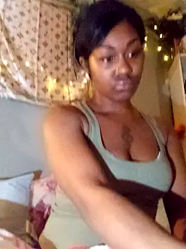 Snapshot of ebonycatlisaaaalime chatting on March 10, 4:17 am ebonycatlisaaaalime online show from March 10, 4:17 am