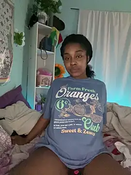 ebonycatlisaaaalime online show from April 23, 5:19 am